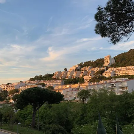 Mediterranean Duplex With 2 Terraces & Private *
