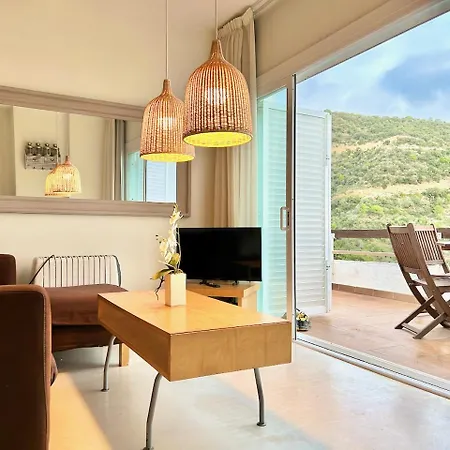 Luxury Duplex - 2 Terraces - Private