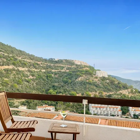 Mediterranean Duplex With 2 Terraces & Private *